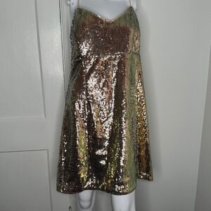 GUESS NWT Womens Sequin Guess iredescent gold Kelia sweetheart neck dress